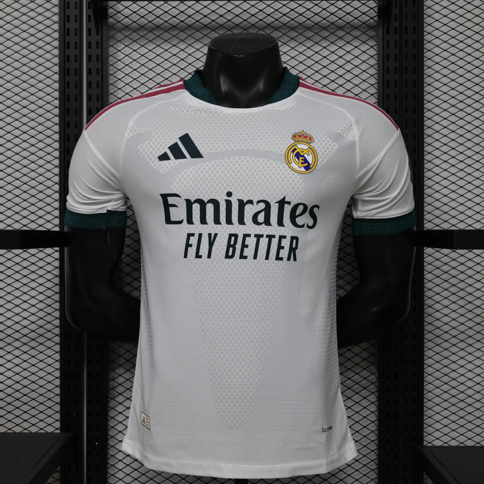 قميص ريال مدريد الأساسي 2026
